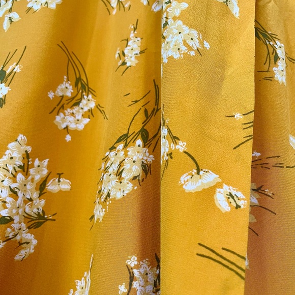 Madewell Silk Maxi Wrap Dress in Butterfly Garden, size 00 - Picture 6 of 13